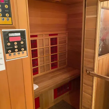 Chez Phil Et Dom 3* Biarritz