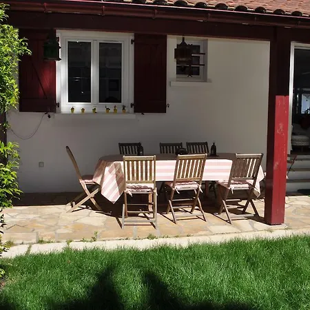 Chez Phil Et Dom Bed & Breakfast Biarritz