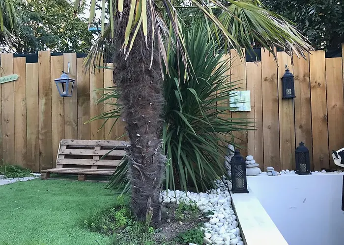 Chez Phil Et Dom 비아히쯔