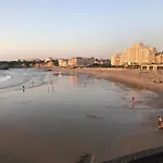 Chez Phil Et Dom 3* Биарриц