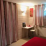 Chez Phil Et Dom Отель типа 