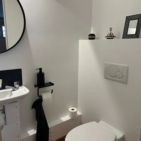 Chez Phil Et Dom 住宿加早餐酒店 3*