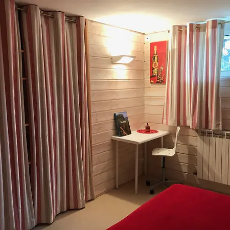 Chez Phil Et Dom 住宿加早餐酒店 3*