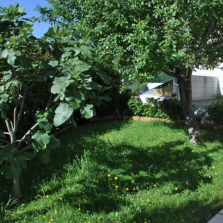 Chez Phil Et Dom Биарриц