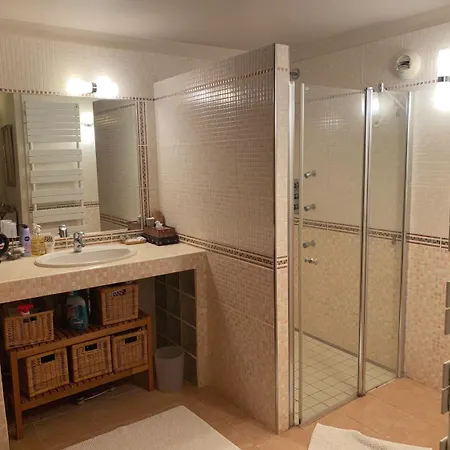 Chez Phil Et Dom 3* 比亚里茨