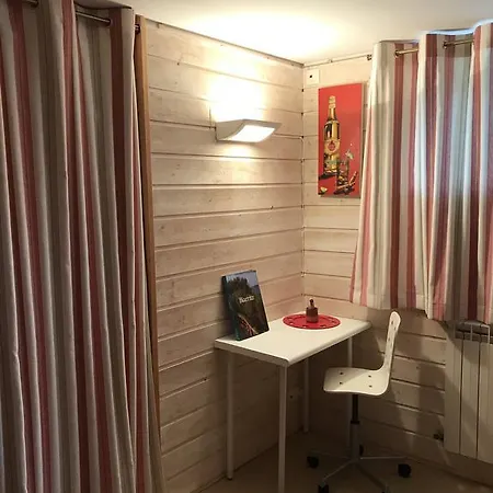 Chez Phil Et Dom 住宿加早餐酒店 3*