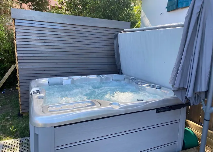 Chez Phil Et Dom Bed & Breakfast Biarritz