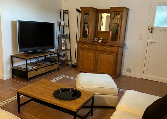 Chez Phil Et Dom Bed & Breakfast 3*